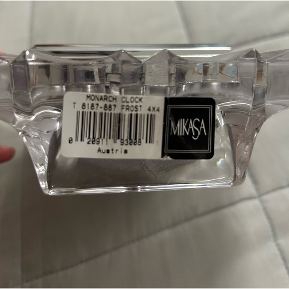 Mikasa Clear Glass Crystal Clock EUC - Picture 2 of 3